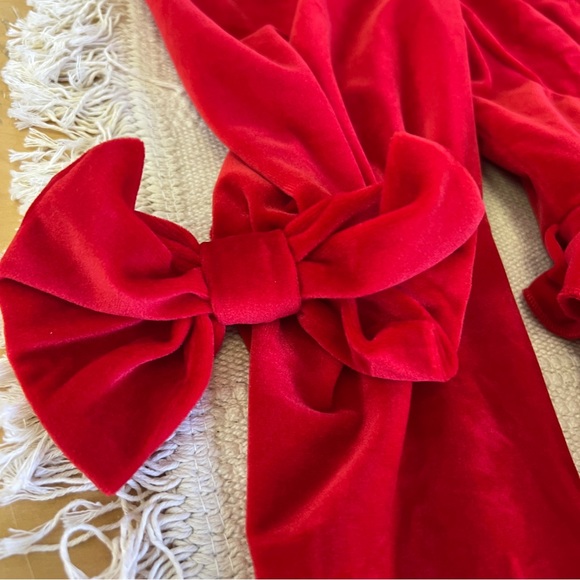 Hot Fashionista Red Matilda Velvet Long Sleeve Pleated Hem Mini Dress - Picture 10 of 16